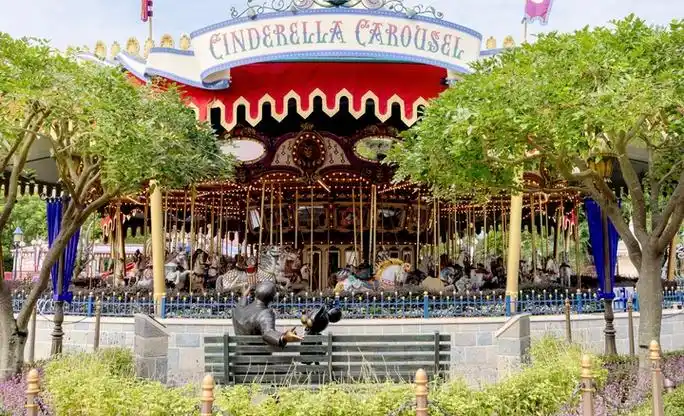 耗时7年打造迪士尼冰雪奇缘园区最大彩蛋竟是它对话幻想工程师