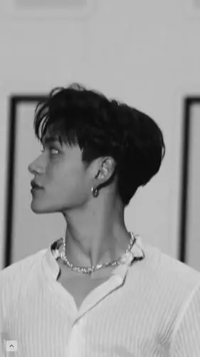 0401感叹一下黄旭熙的侧脸