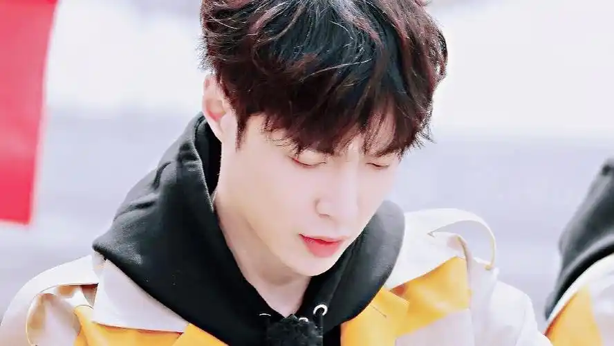 张艺兴橙光素材.二传注明.看专辑. - 堆糖,美图壁纸兴趣社区