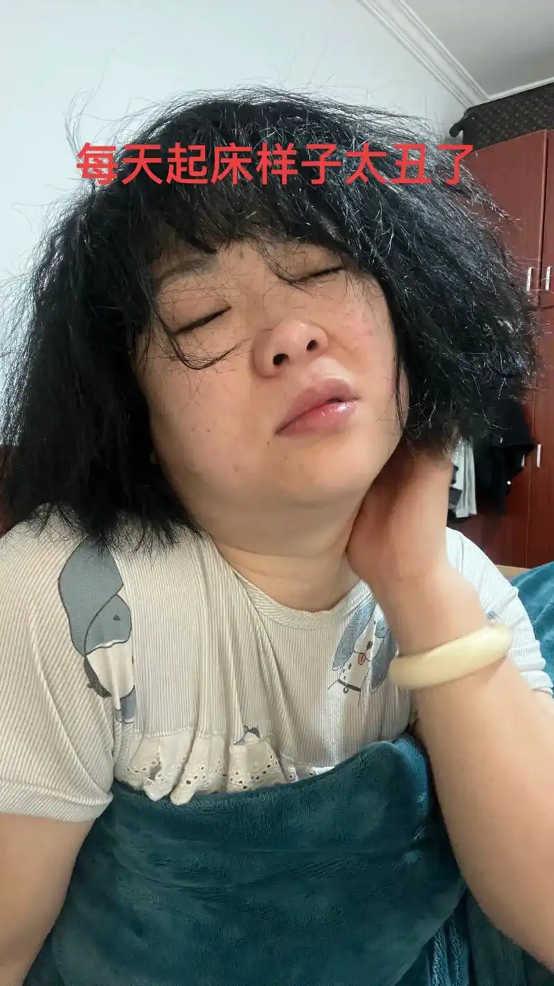 这表情太丰富了吧,以前也不是这个样子的呀!