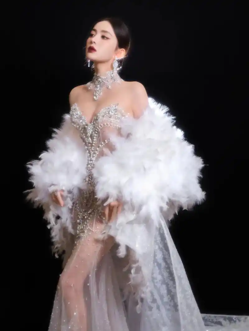 古力娜扎vogue红毯造型好绝……#古力娜 - 抖音