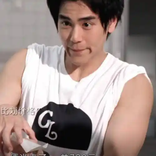 再看如今内娱顶流,根本不是一个档次_长相_脸蛋_吴彦祖