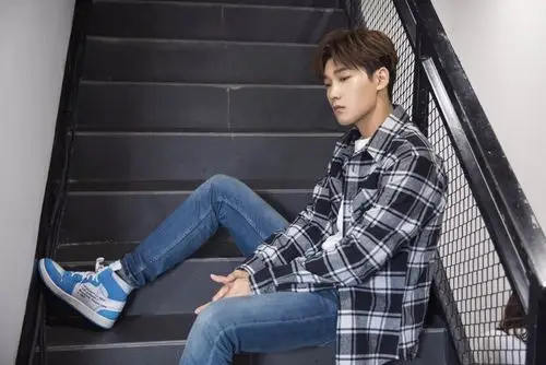 邢昭林图片邢昭林帅气写真图片