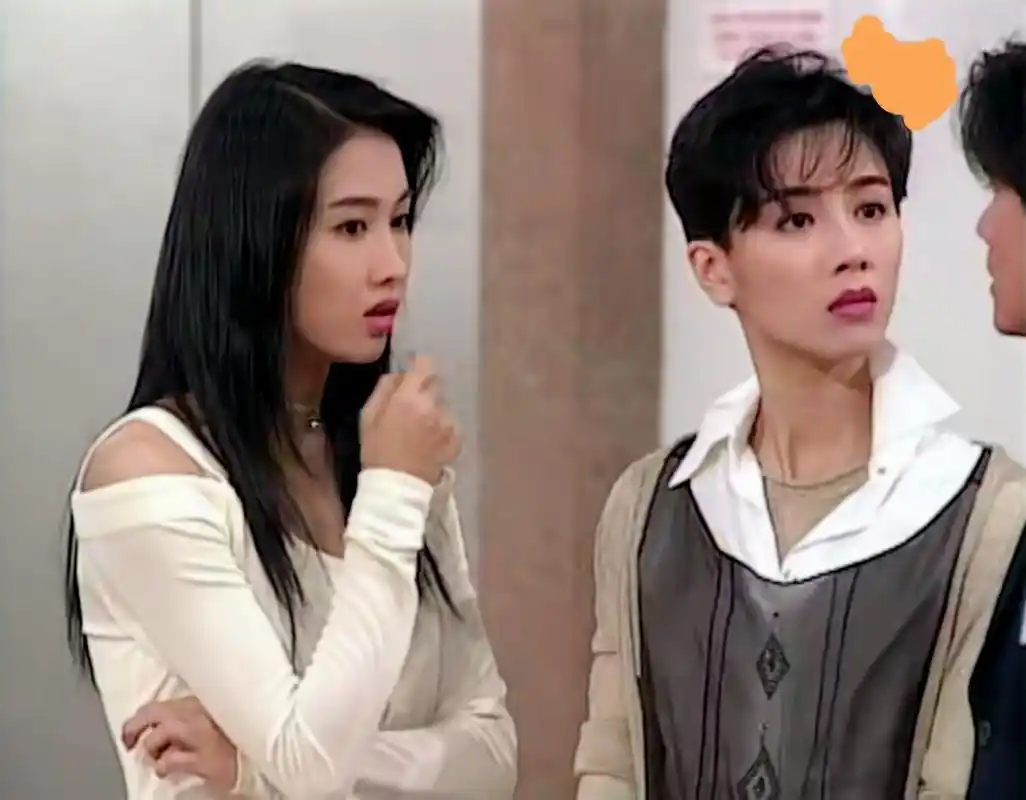 定格在《烈火狂奔》帅得掉渣的郭富城,也挡不住黎姿袁洁莹的美