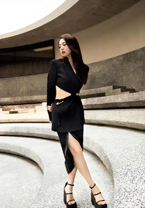 董璇智族深v背头造型##董璇gq摩登酷飒质感大片