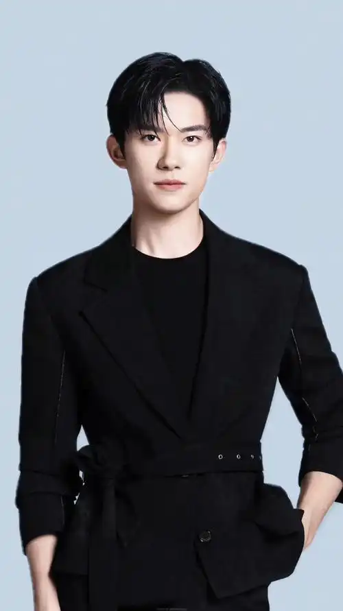 幻视证件照#四字 易烊千玺 yyqx 四字弟弟