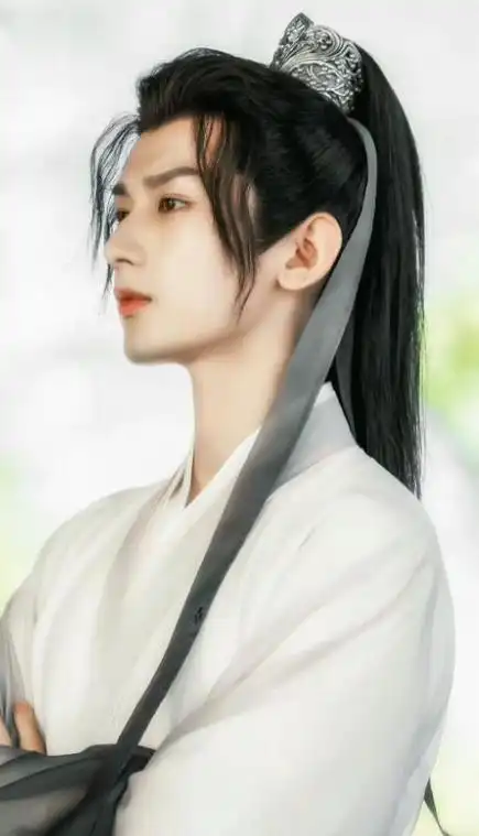 没想到4月才开始30岁胡一天却以这样的方式败光观众缘