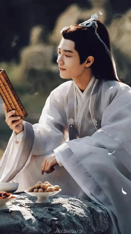 肖战玉骨遥电视剧官方微博发了元宵节新物料,配文:#玉骨遥上元浮珍绘