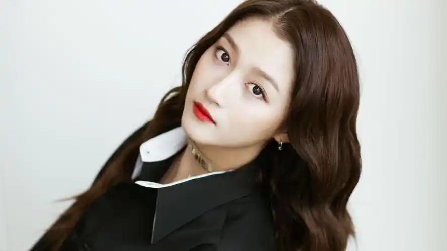 明星关晓彤明星风尚壁纸