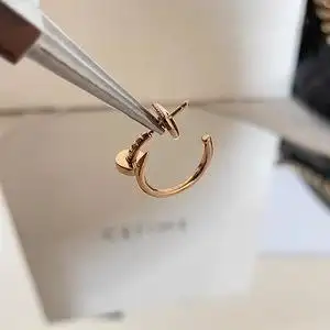 cartier卡地亚钉子耳钉18k玫瑰金无钻百搭男女通用情侣耳环