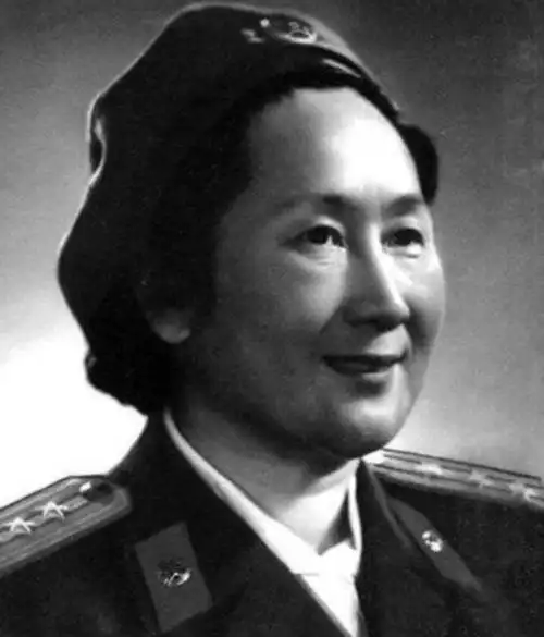 演员现状,江姐已逝四年,小萝卜头仍健在|赵丹|话剧|庞学勤_网易订阅