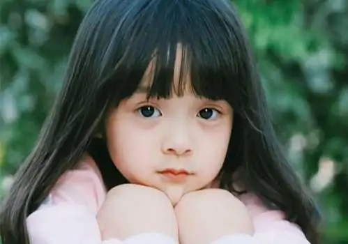 超可爱呆萌小萝莉图片_萌萌哒治愈小女孩