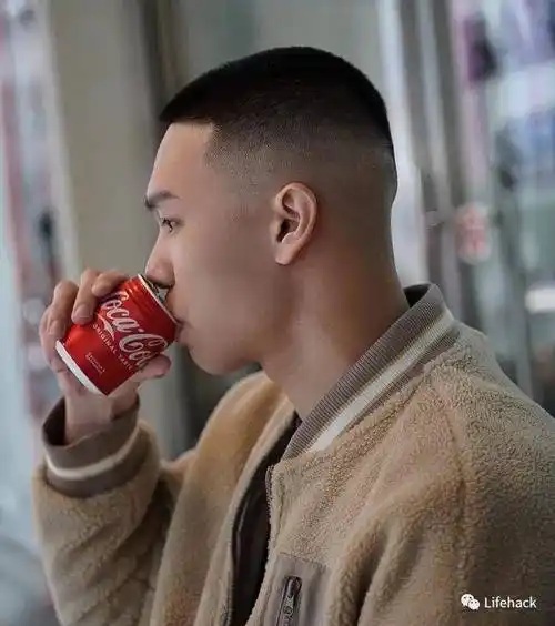 适合20~35岁男生的发型,简直不要太帅_改造_头发_小伙伴