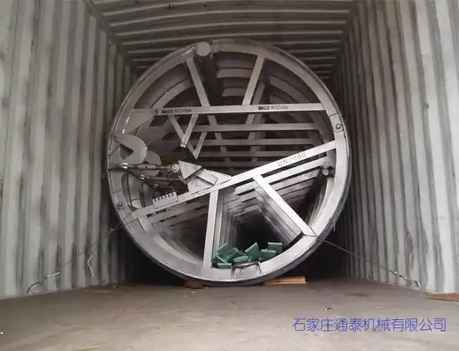 我公司生产的出口型克拉管缠绕模具