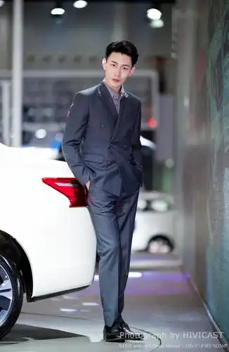 父亲节发组男模 东风日产汽车-新浪汽车