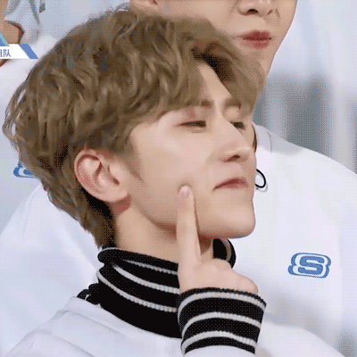 别人家的弟弟:张馨予终于赢过范冰冰,寡姐的弟弟才是才貌双全!