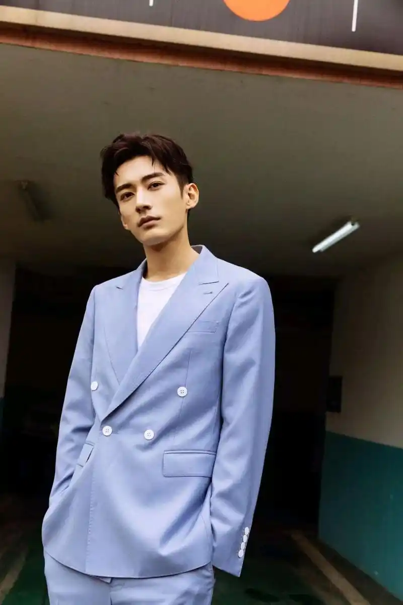 刘学义写真[小红花]