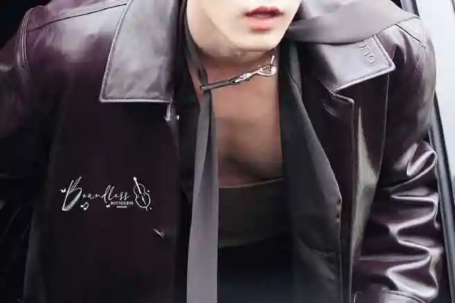 肖战这胸肌##肖战米兰时装周##肖战mai合影