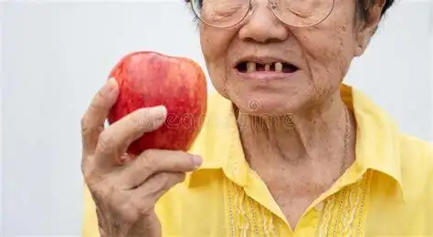 没牙齿的老人图片大全老年人没有牙齿的图片2022已更新今日动态