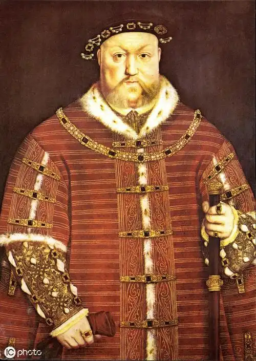 欧洲中世纪大贵族们的奢华其一件皮草竟是木匠日工资的6000倍