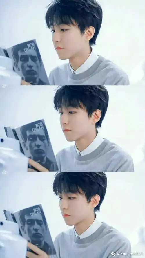 『王俊凯三格壁纸』