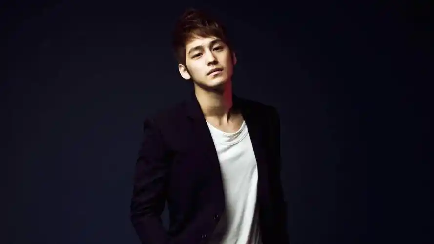 全网免费qq刷赞 - qq刷人气值的群,qq说说赞秒刷