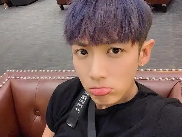 柯震东发型图片(柯震东时尚造型)