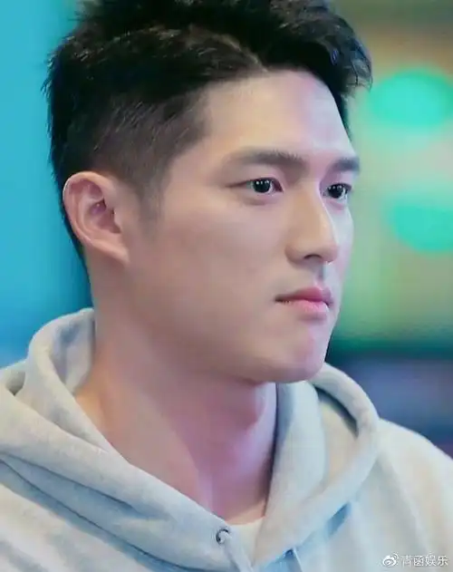 怦然再心动男嘉宾又翻车王子文约会对象吴永恩真实身份曝光