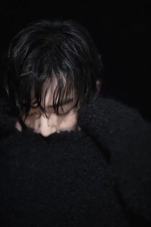 肖战浴缸照清爽帅气写真图片68