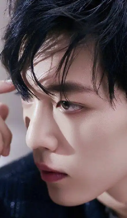 肖战回眸杀合集一眼万年直穿你的心灵