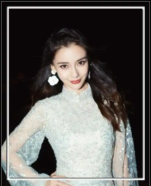 angelababy穿着星空裙美得像是人间小仙女