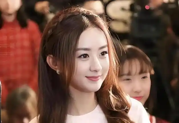 赵丽颖,打了多少国产剧精致穷人的脸|黄轩|雷佳音|关晓彤|摄影师|电影