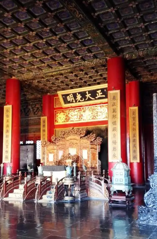 太和殿皇帝上朝的地方