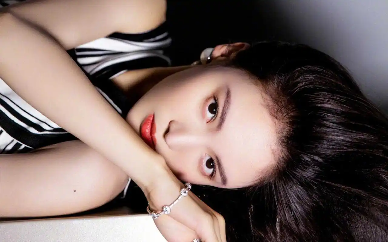 金晨魅力写真图片桌面壁纸