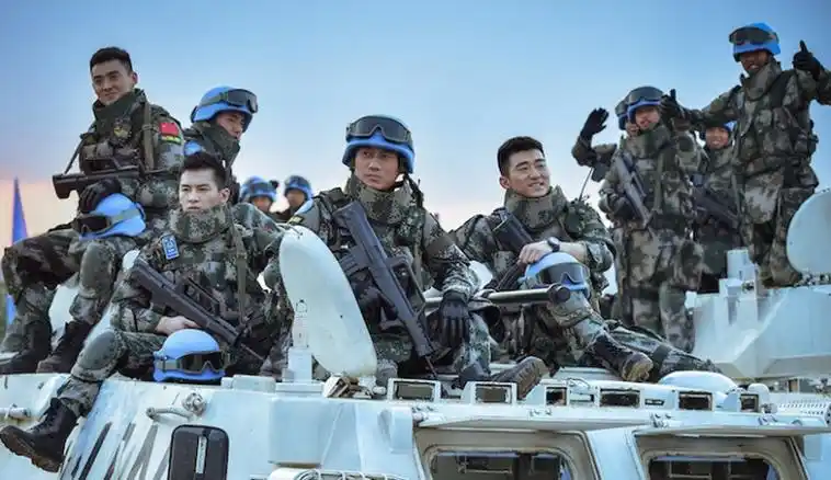 《中国蓝盔》导演宁海强为您揭秘"维和"那些事