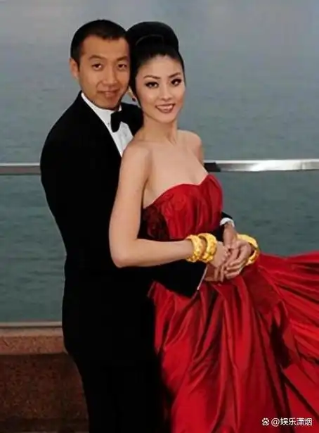 香港公主陈慧琳歌手出道30年零绯闻40岁高龄为初恋生子