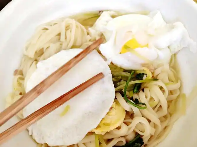 长寿面加加荷包蛋