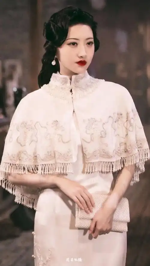 旗袍百合高定生而为藤你看过一谈恋爱就开花的司藤吗服装竟如此奢华