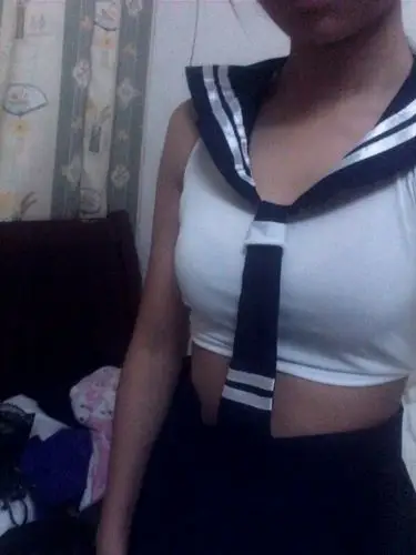 你比我发育好.(小s冷漠脸)so快采纳我.