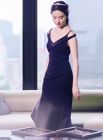 刘亦菲# 吸一口my高贵优雅的天仙的美颜!