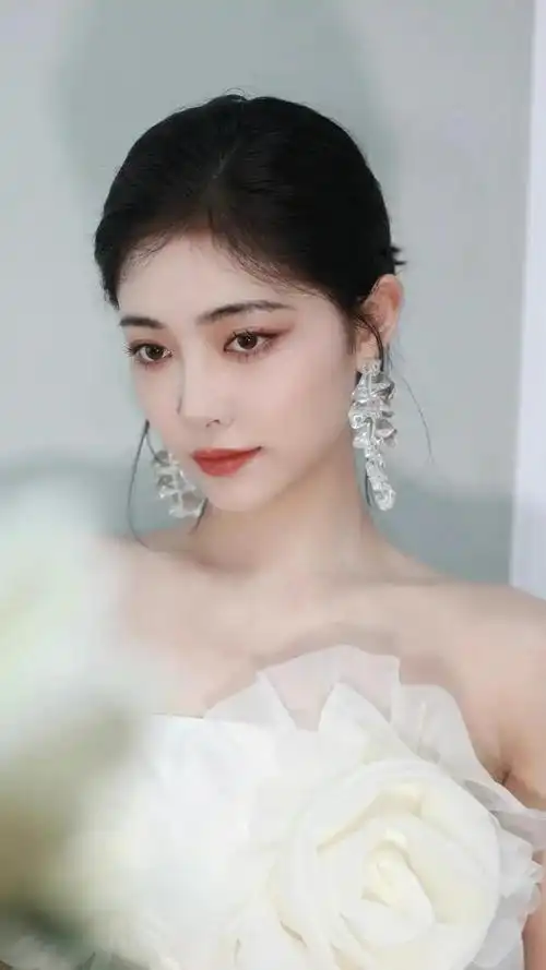 许佳琪高清性感写真_网易订阅