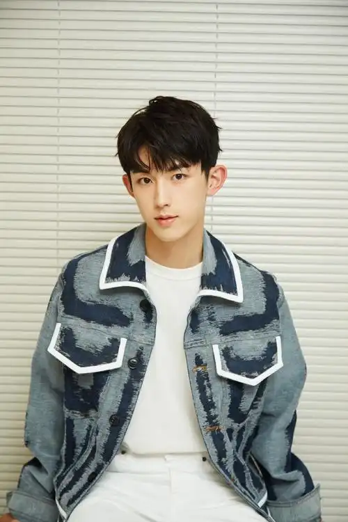 郭俊辰深圳帅气公益活动照图片36