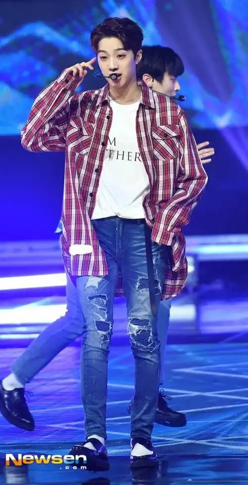 赖冠霖 showchampion新闻图 8.30