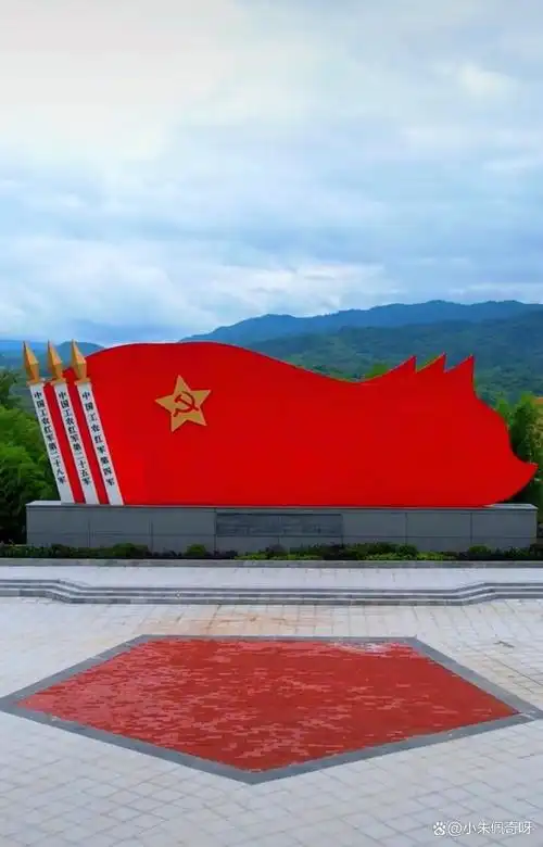 在湖北麻城的马岗镇,有这么一段红色历史,三条半枪闹革命,26将出乘马.