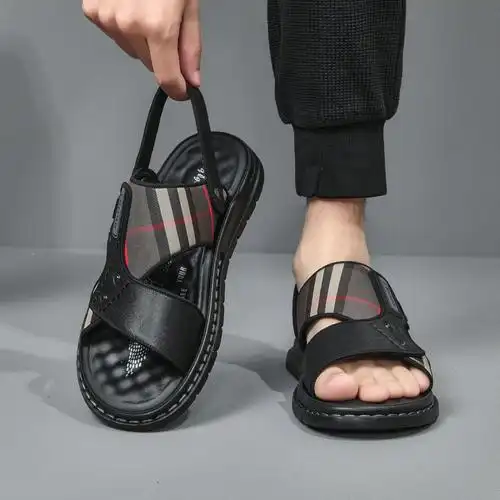 夏季新款男士凉鞋男外穿潮款真皮轻便休闲沙滩鞋男款软底冰拖鞋子