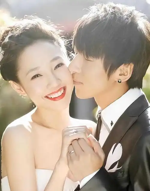 18年后,再看王珞丹和白百何的现状,才发现她们根本不是一路人!