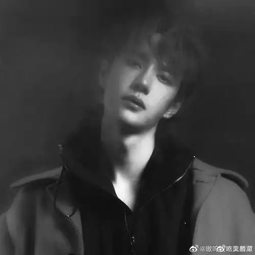 暗黑系 王一博,喜欢这个风格!