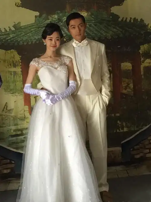 "铁锤妹妹"宋轶的另类成名史,和她背后的绯闻男友们