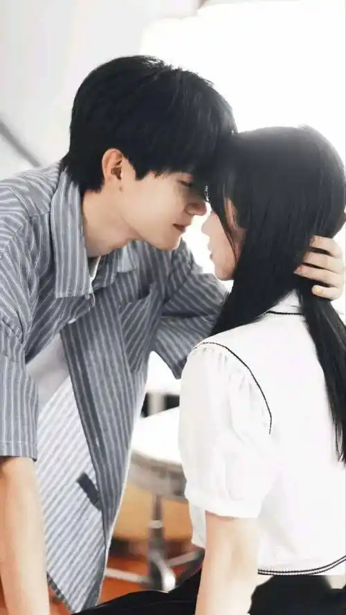 蔡徐坤侵犯未成年?周翊然张淼怡在一起了?侯勇酒驾被抓?