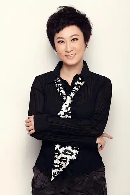 元元_中央电视台主持人_央视网(cctv.com)